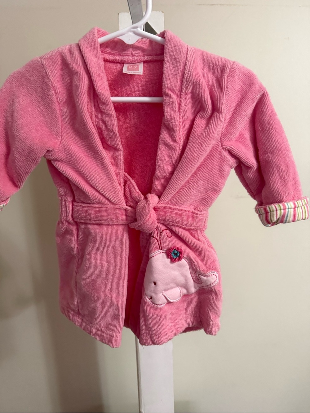 Carter’s Bath Robe - Picture 2 of 6